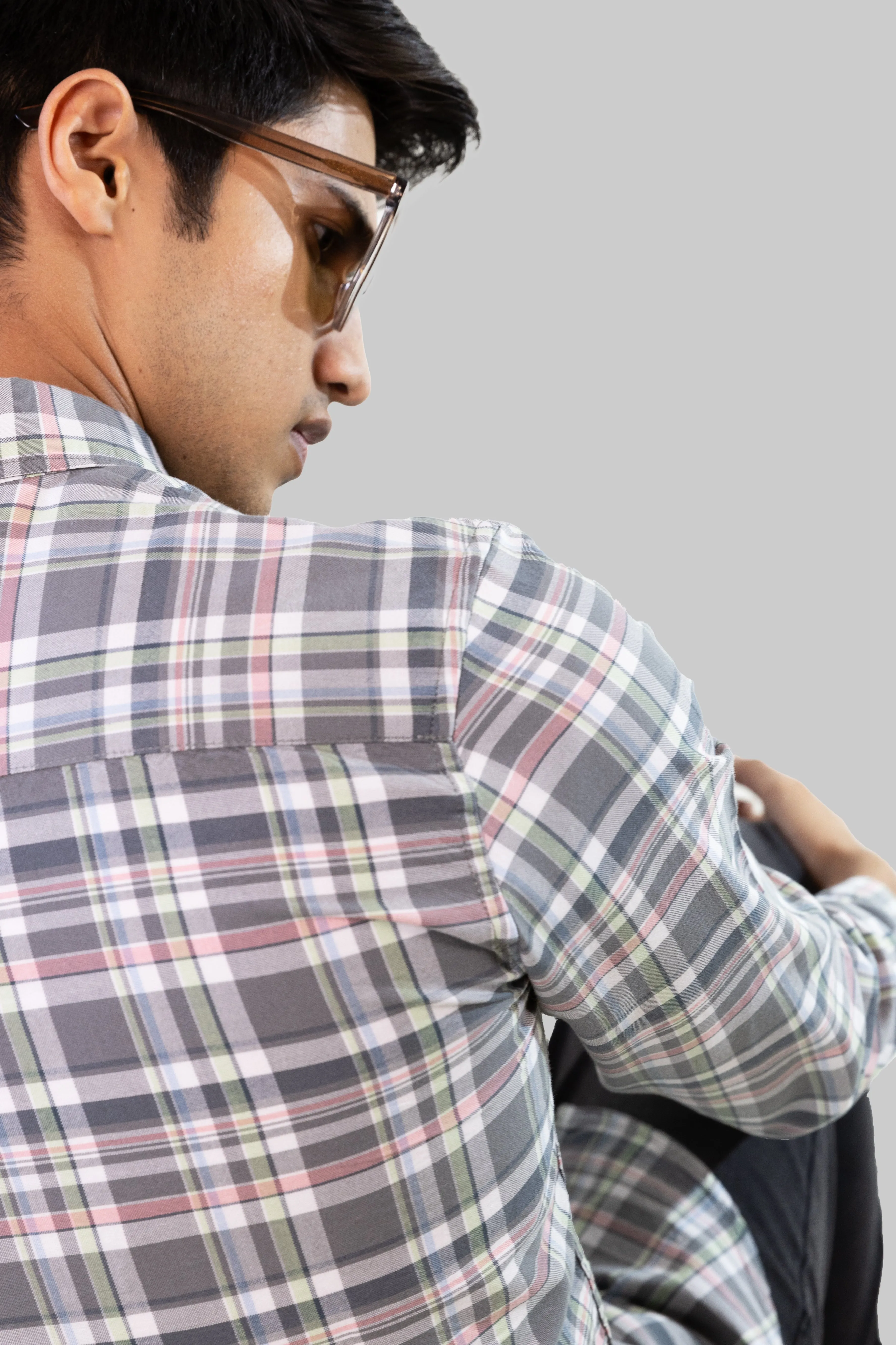 Gridline Checkered Shirt - Gray