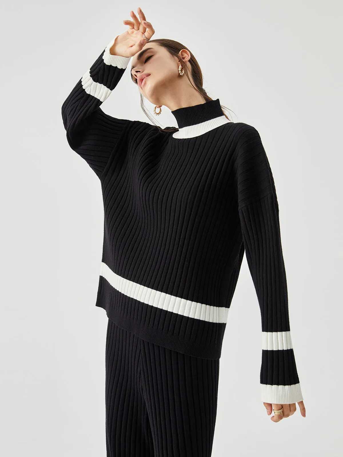 Ribbed Knit Contrast Trendy Trim Mock Neck Sweater