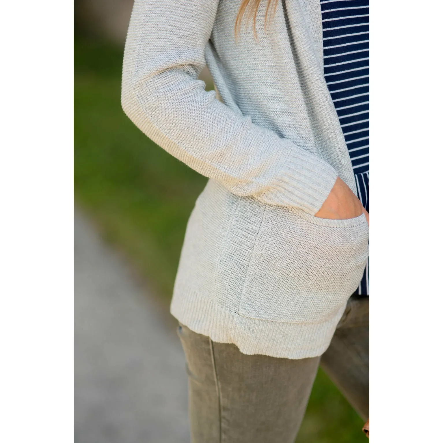 Textured Heavy Short Pocket Cardigan